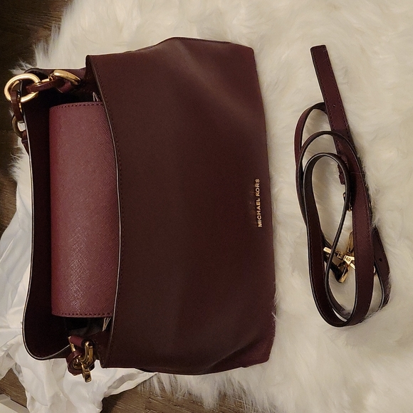 Michael Kors Burgandy Purse - Picture 8 of 8